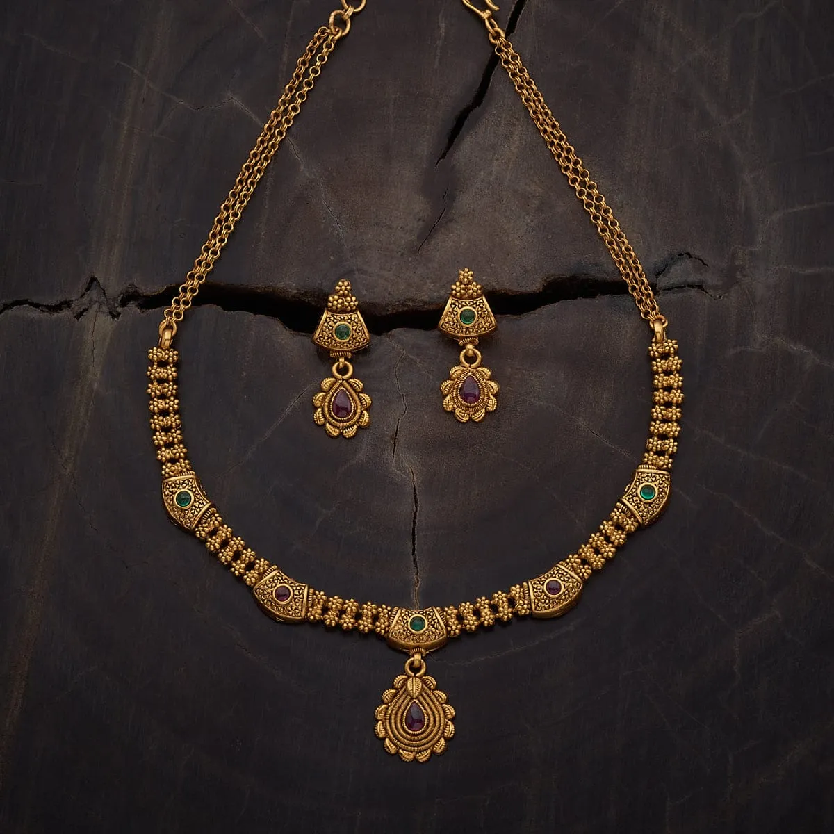 Antique Necklace 156009