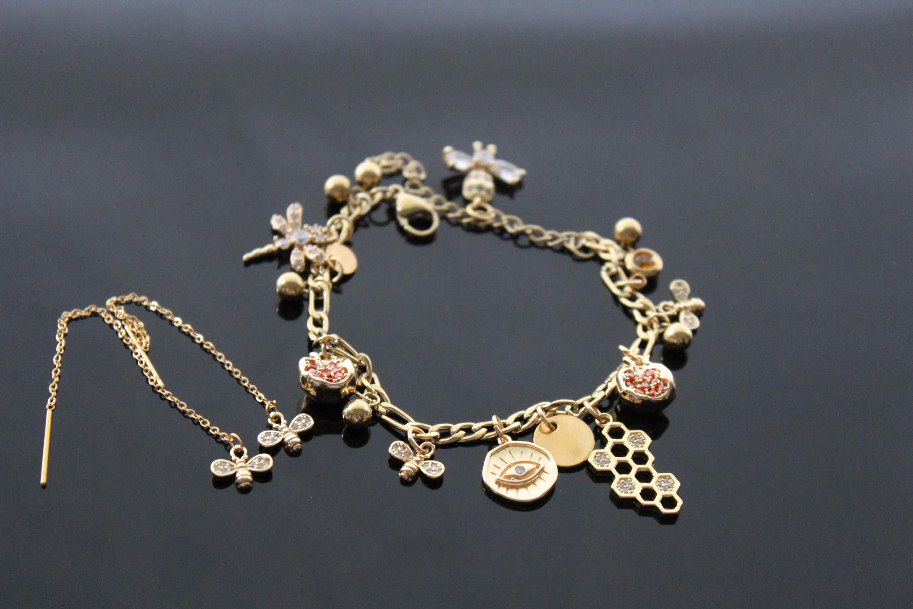 Bee jewelry set with gold plated stainless steel parts and zircons