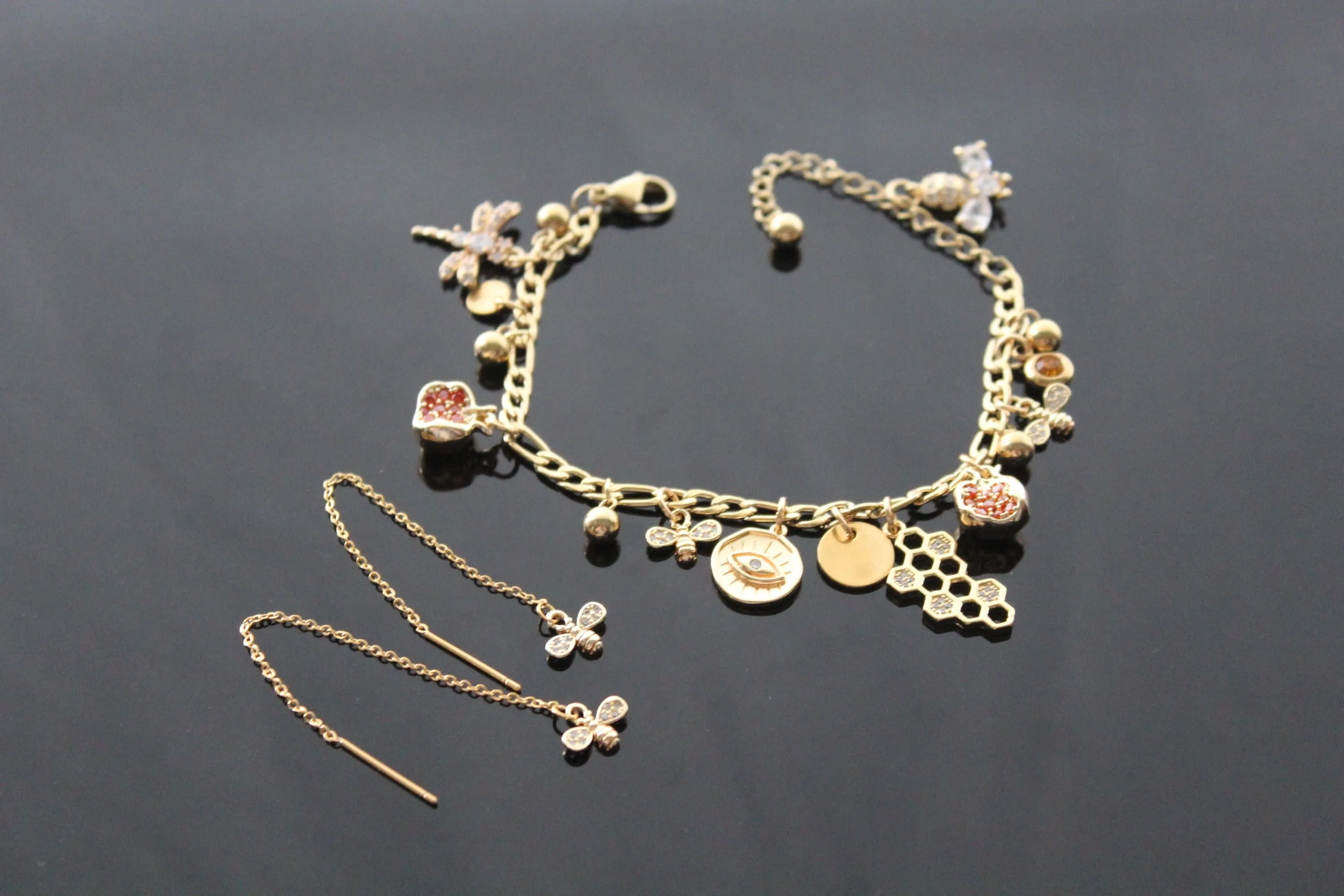 Bee jewelry set with gold plated stainless steel parts and zircons