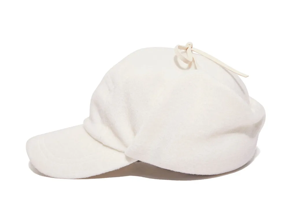 BSW FLEECE EARFLAP CAP WHITE