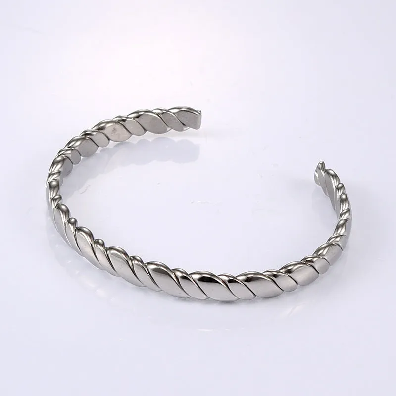 Custom Minimalist Titanium Steel Bracelet for Women - Stylish Everyday Jewelry