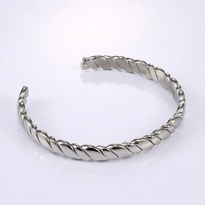 Custom Minimalist Titanium Steel Bracelet for Women - Stylish Everyday Jewelry