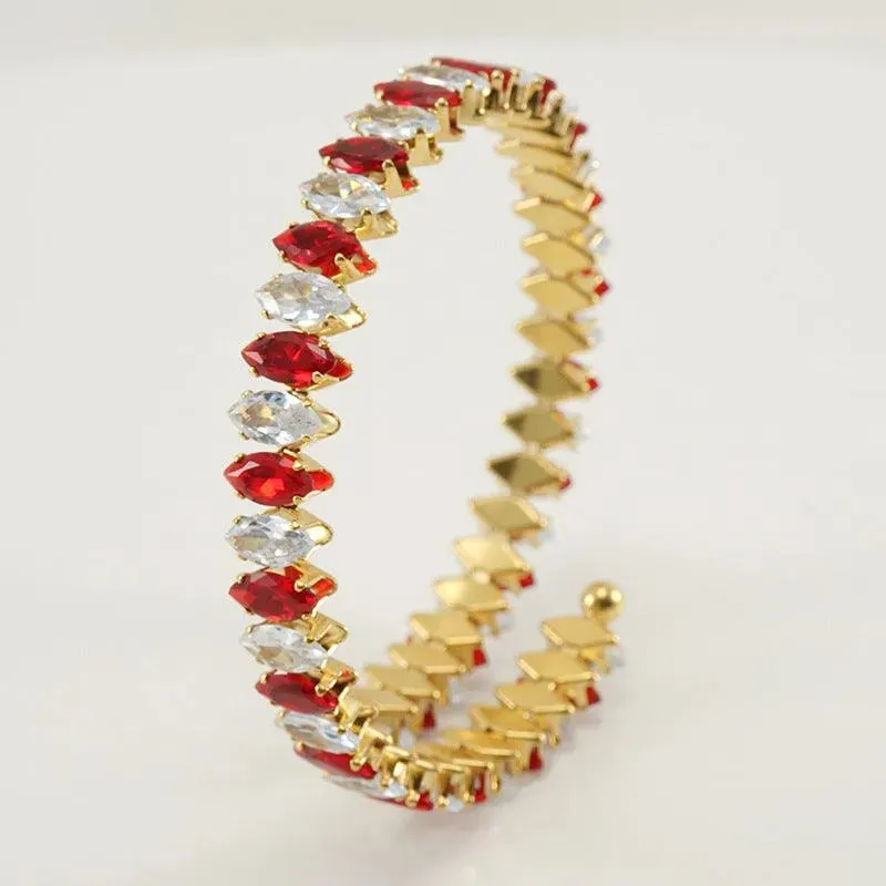 Elegant Gold Cuff Bracelet with Cubic Zirconia – Trendy Spiral Design