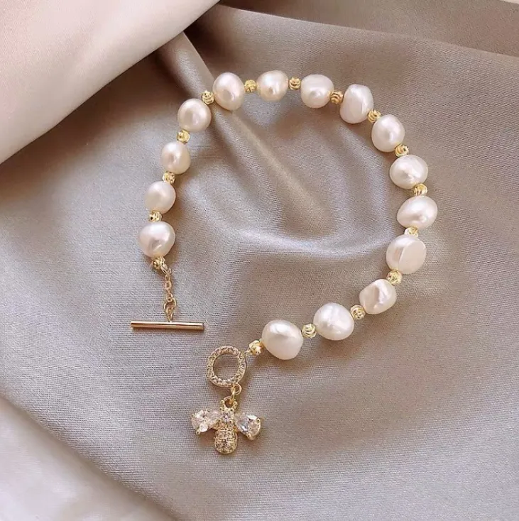 Freshwater Pearl Bracelet Exquisite Zircon Bee Niche Design Pendant Student Girlfriend Elegant Bracelet Jewelry Female