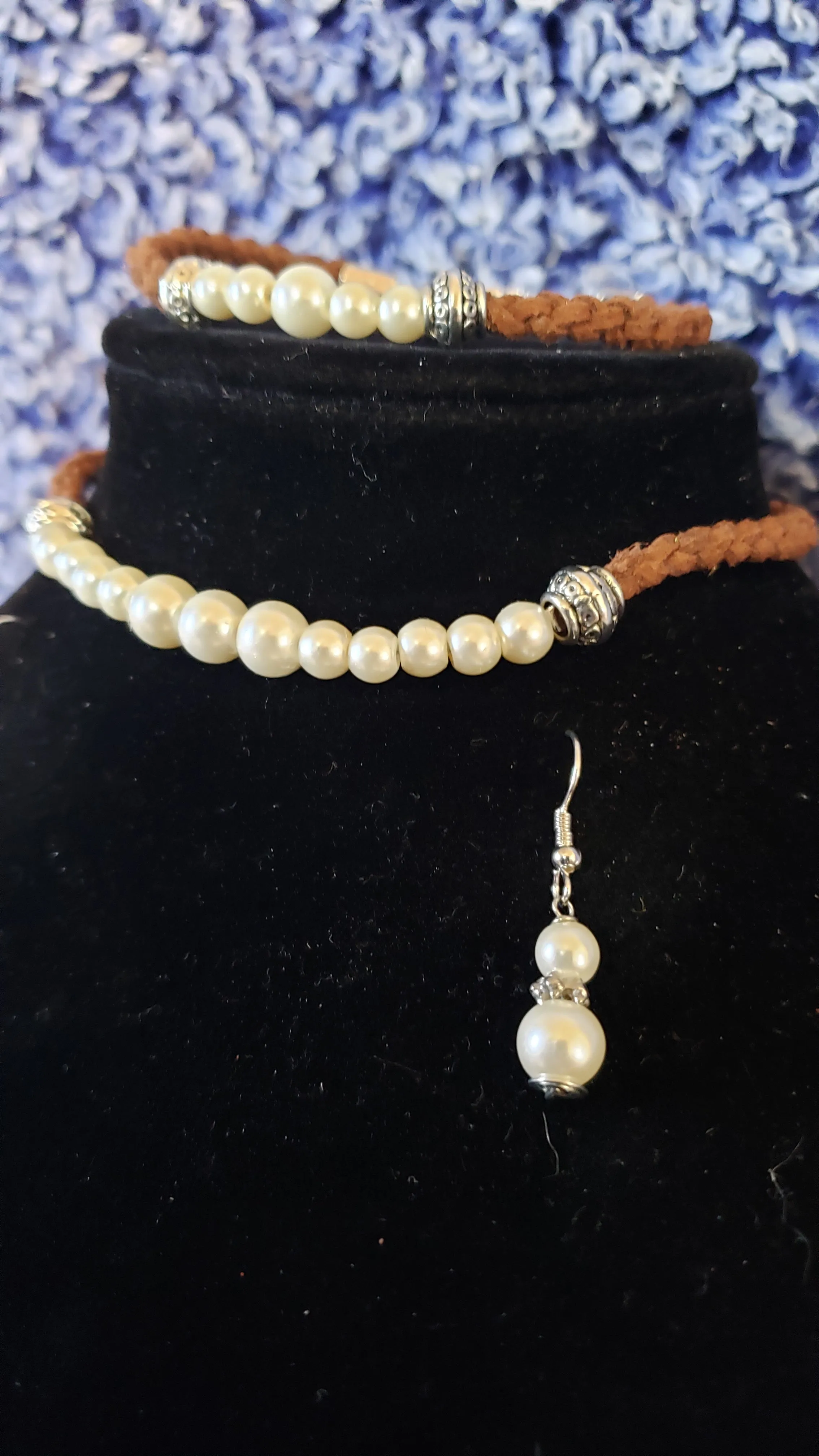 Glass Pearls & Brown Leather Set. Choker, Bracelet & Earrings. Fully adjustable with Lobster Claw Clasps.