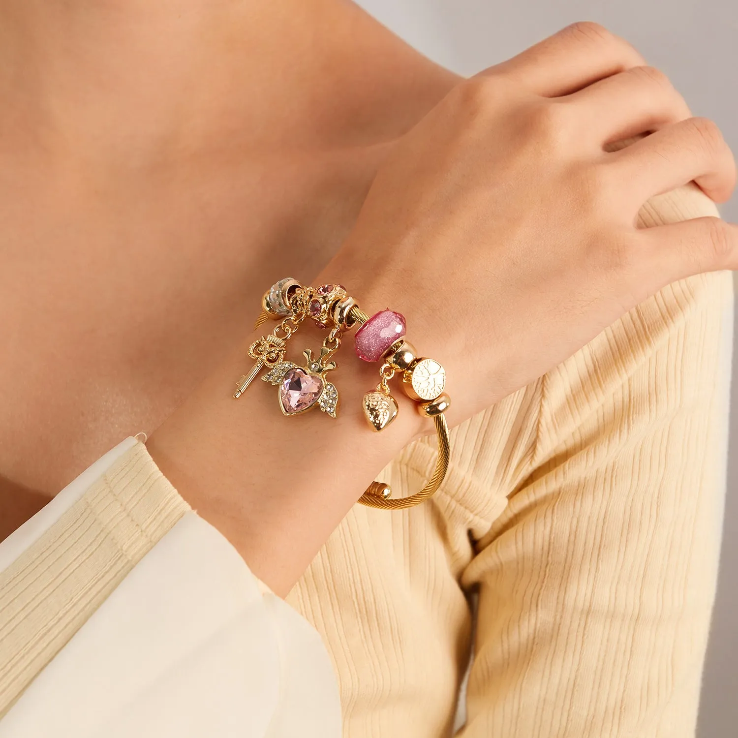 Gold Charm Bracelet for Women with Pink Heart and Key Charms - Elegant and Stylish Jewelry for Any Occasion