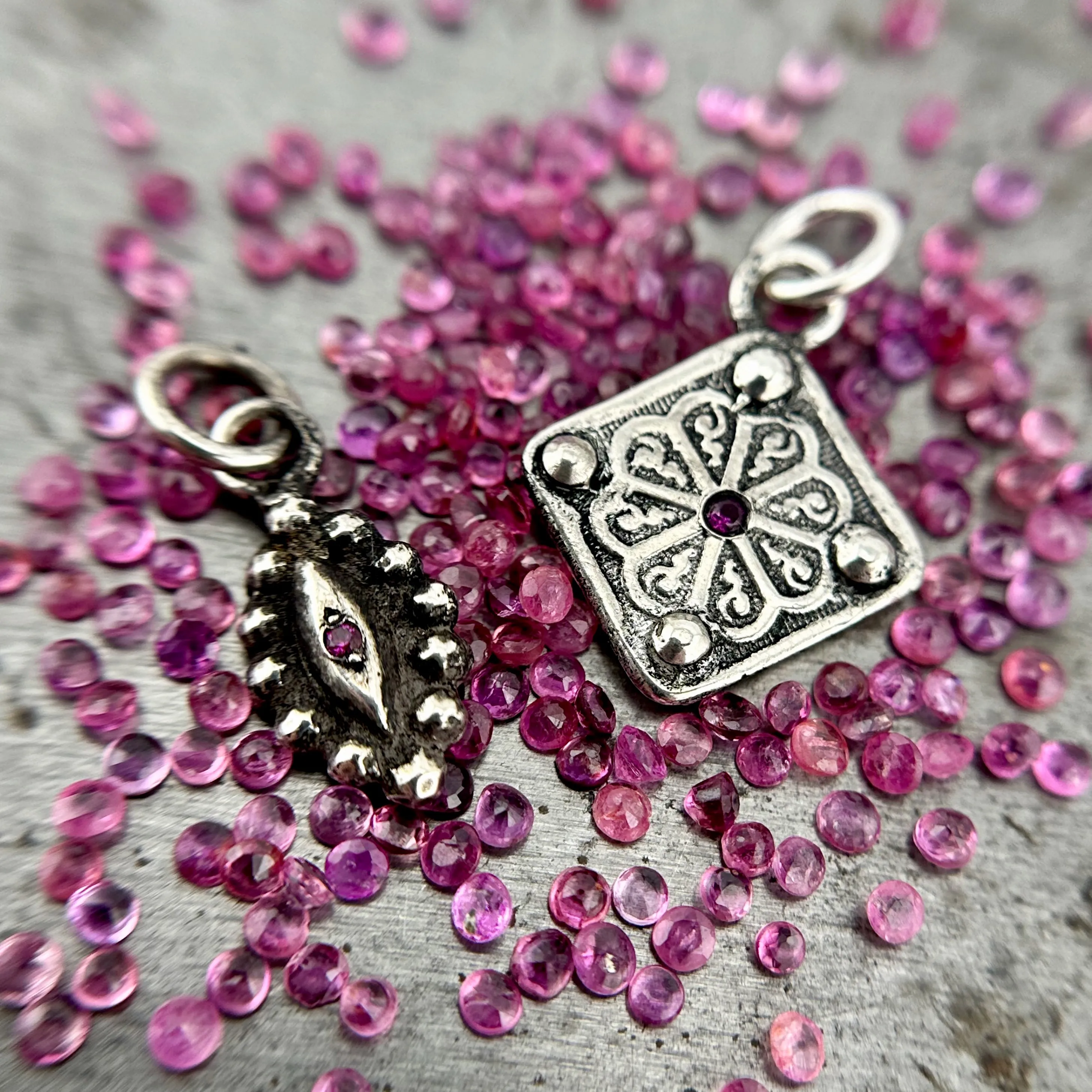 GRAVITY Necklace - Silver with Ruby