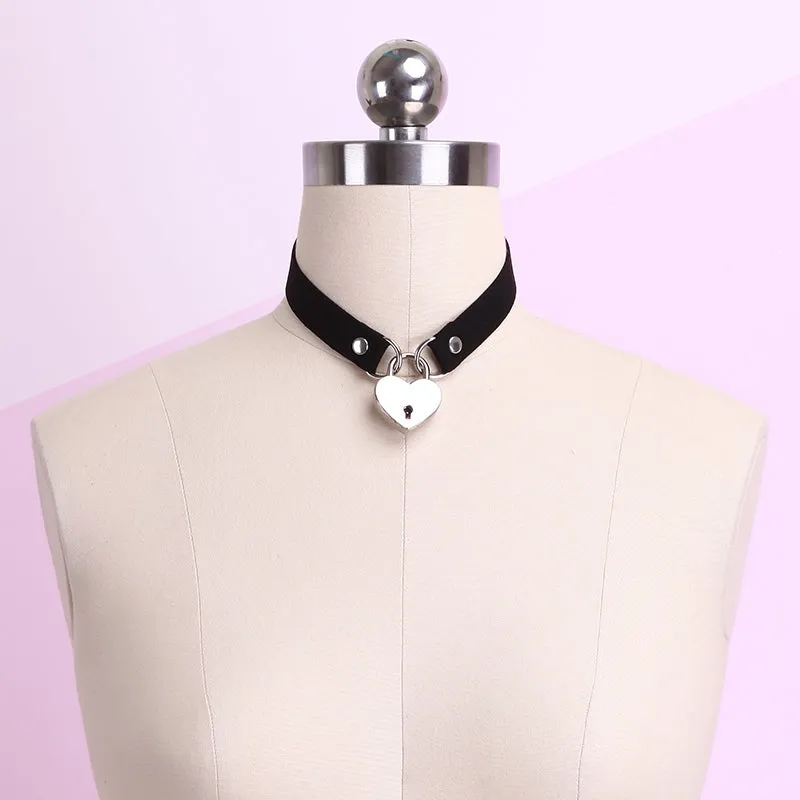 Heart Choker With Key