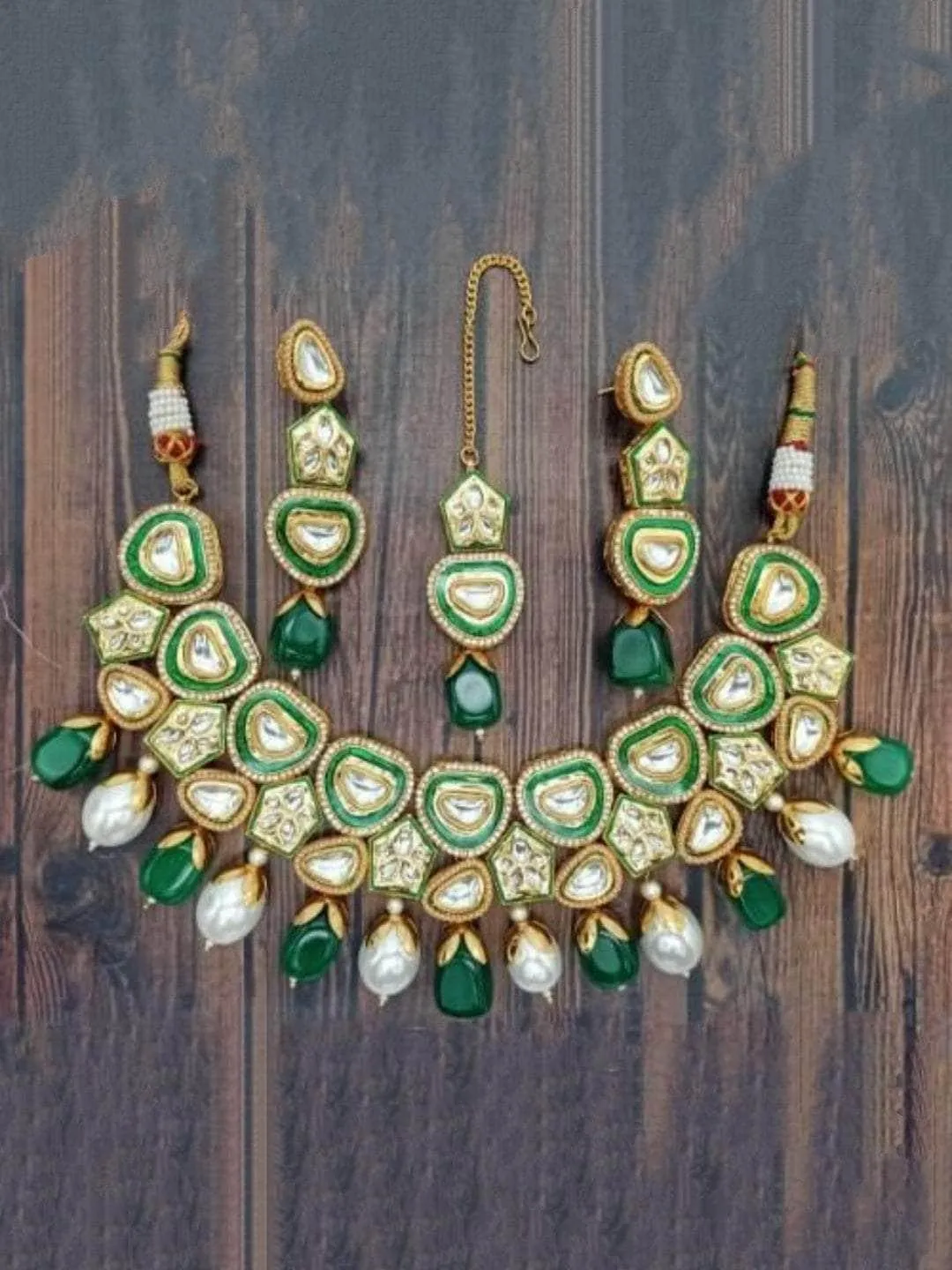 Heart Shape Kundan Ad Necklace And Earring Set