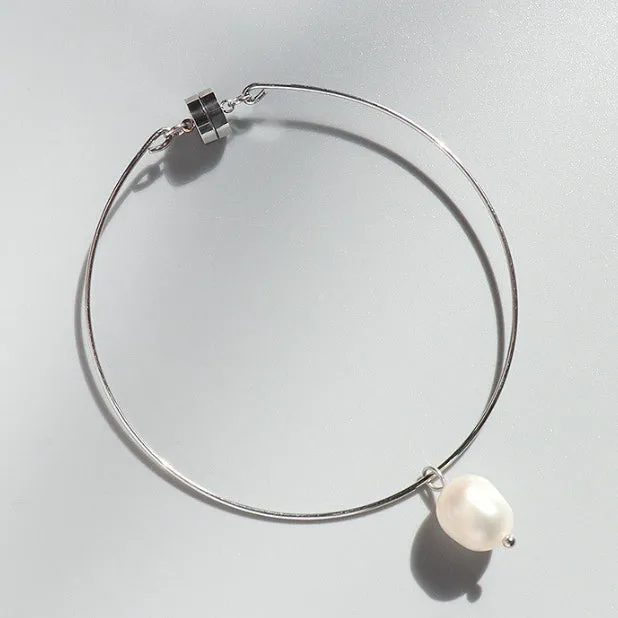 Magnetic Clasp Freshwater Pearl Charm Bangle Bracelet