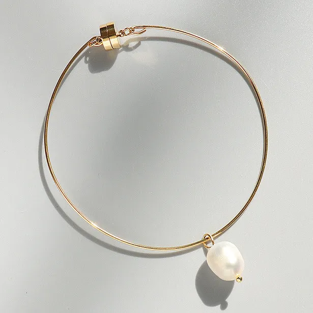 Magnetic Clasp Freshwater Pearl Charm Bangle Bracelet