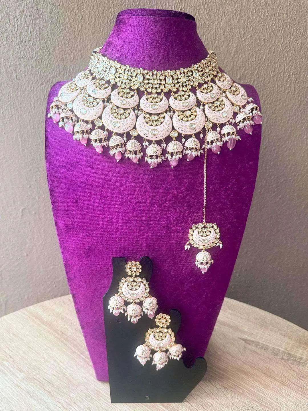 Pink Meenakari Choker With Maang Tikka