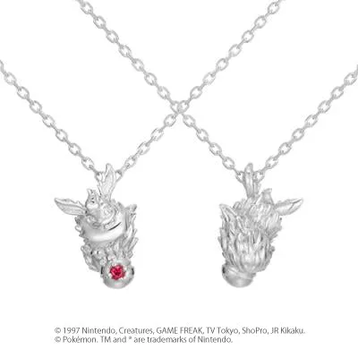 [Pokémon]Flareon & Pokéball necklace platinium