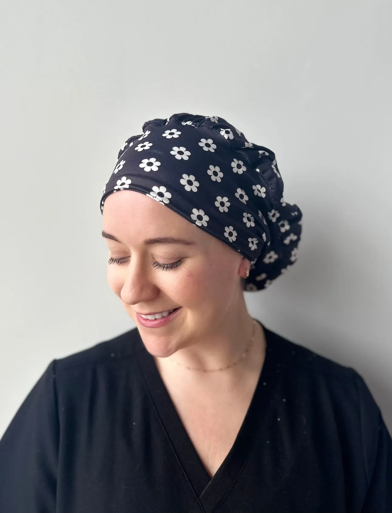 Scrub Hat - Retro Daisies