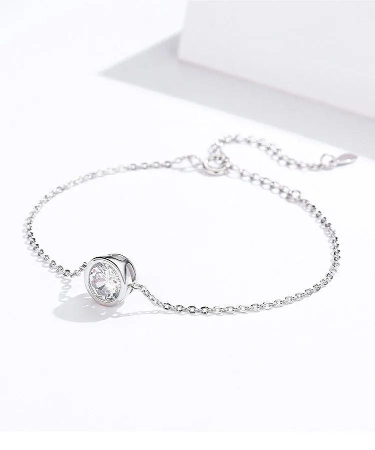 Simple small round zircon bracelet