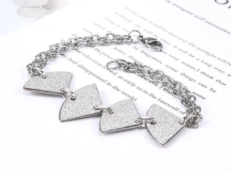 Stylish Scallop Design Titanium Steel Bracelet for Women - Personalized Stainless Steel Jewelry