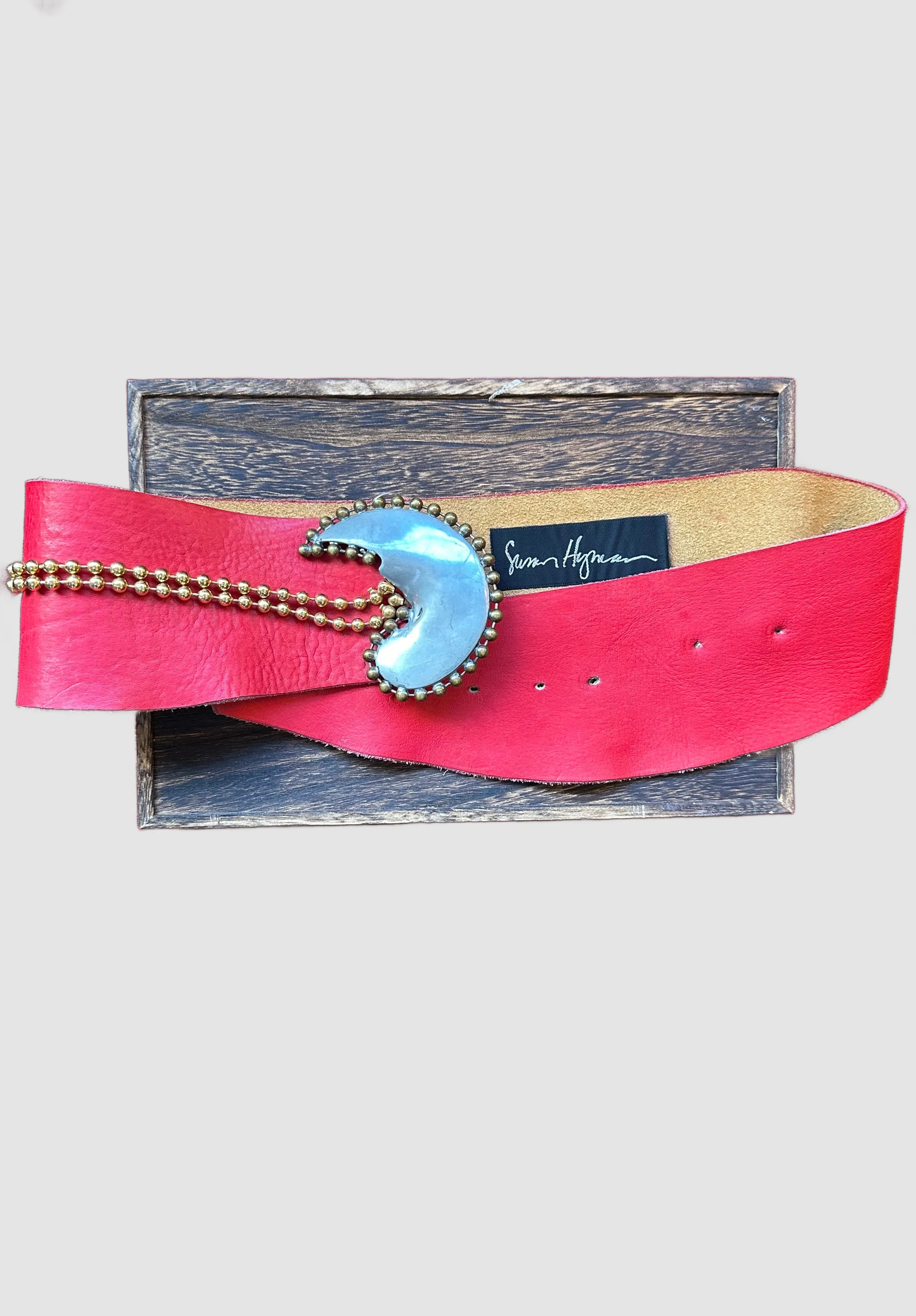 SUSAN HYMAN Vintage 80s Red Leather Moon Belt • Size Medium