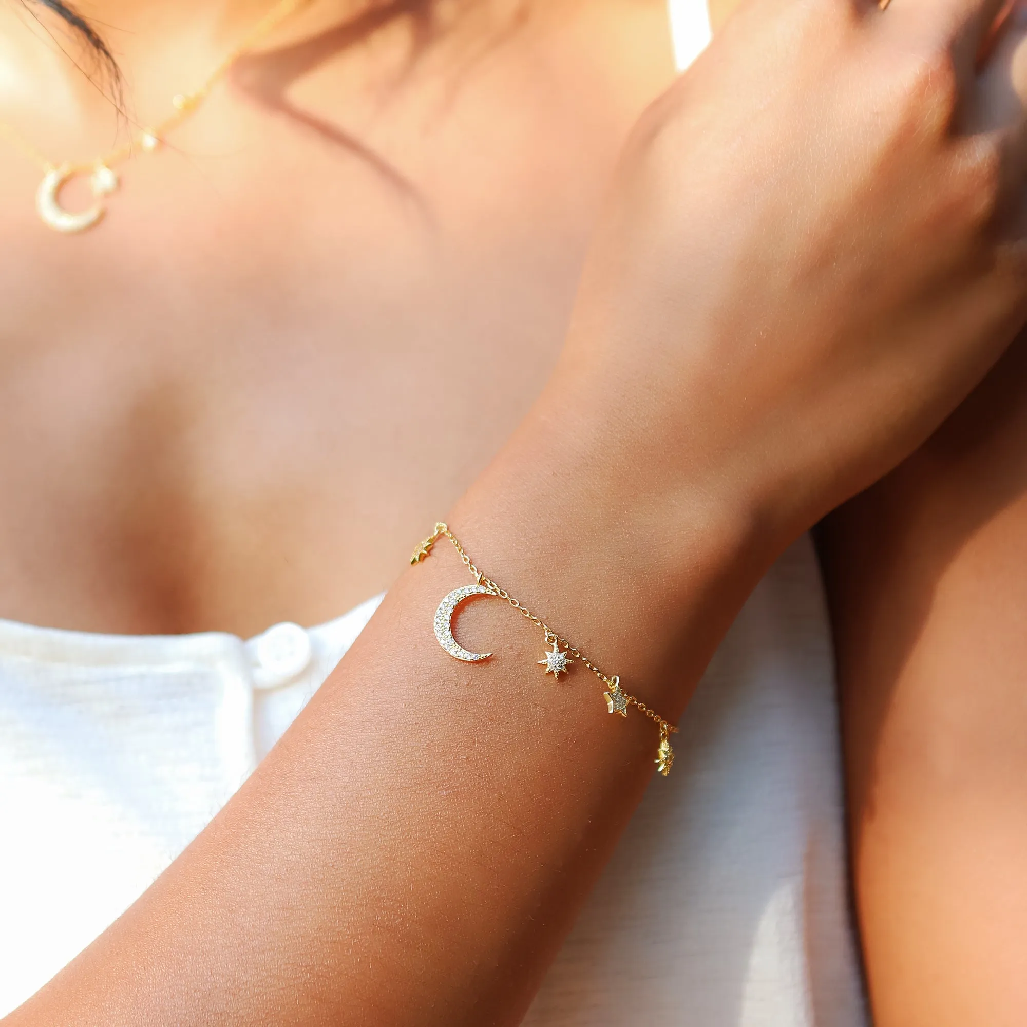 Vega Moon & Star Charm Bracelet | 18k Gold Plated