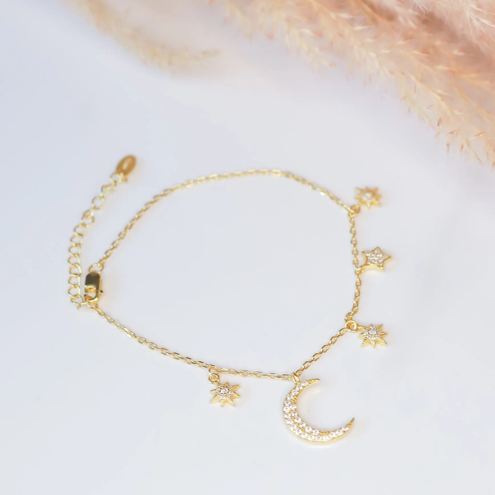 Vega Moon & Star Charm Bracelet | 18k Gold Plated