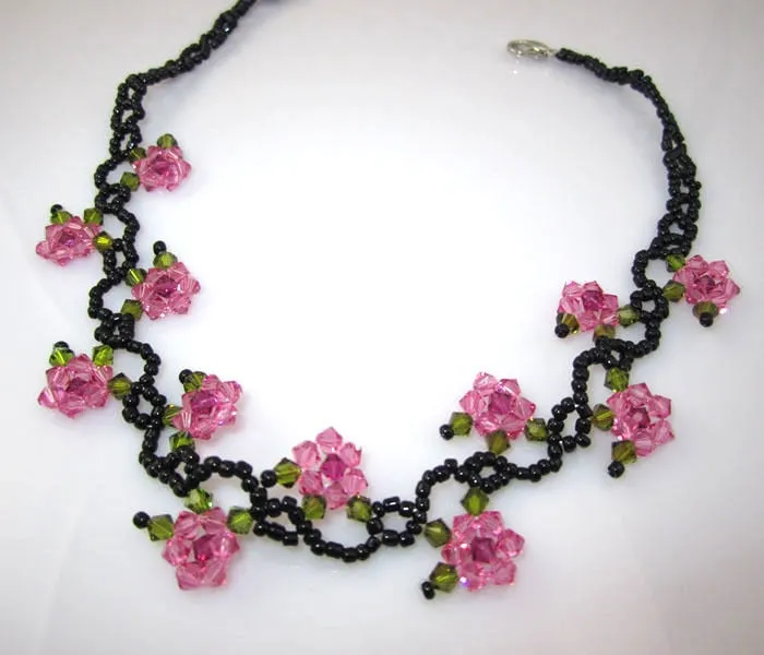 VenusFox Floral Rose Flower Necklace